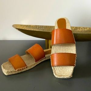 Lintervalle sandals